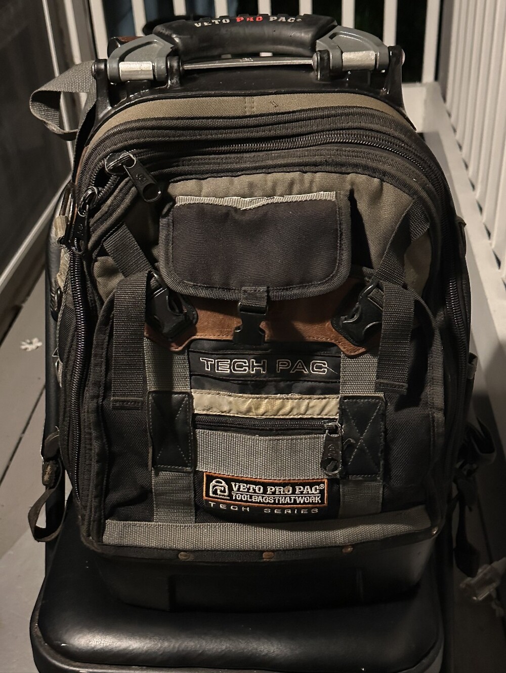 Veto Pro Pac Tech Backpack Weather Proof - Picture 5 of 7